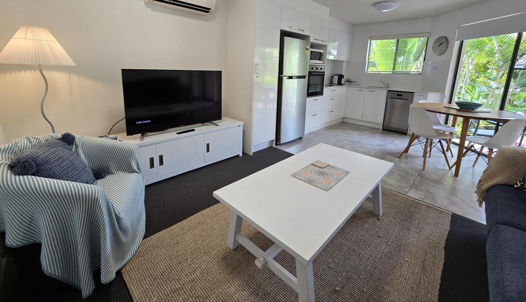 Noosa River Retreat Holiday Apartments Noosaville Exterior photo